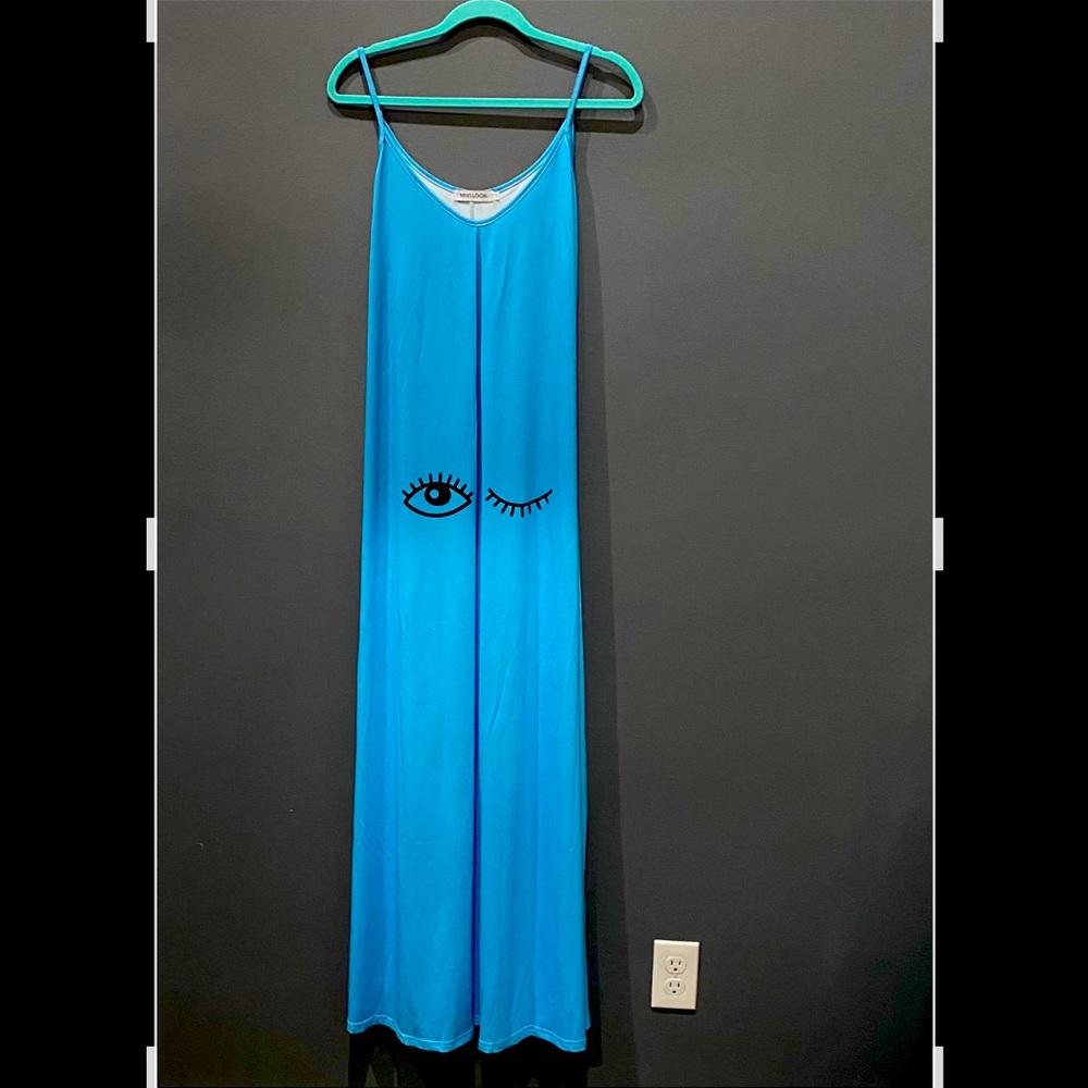 Gorgeous spaghetti strap sundress (0001)